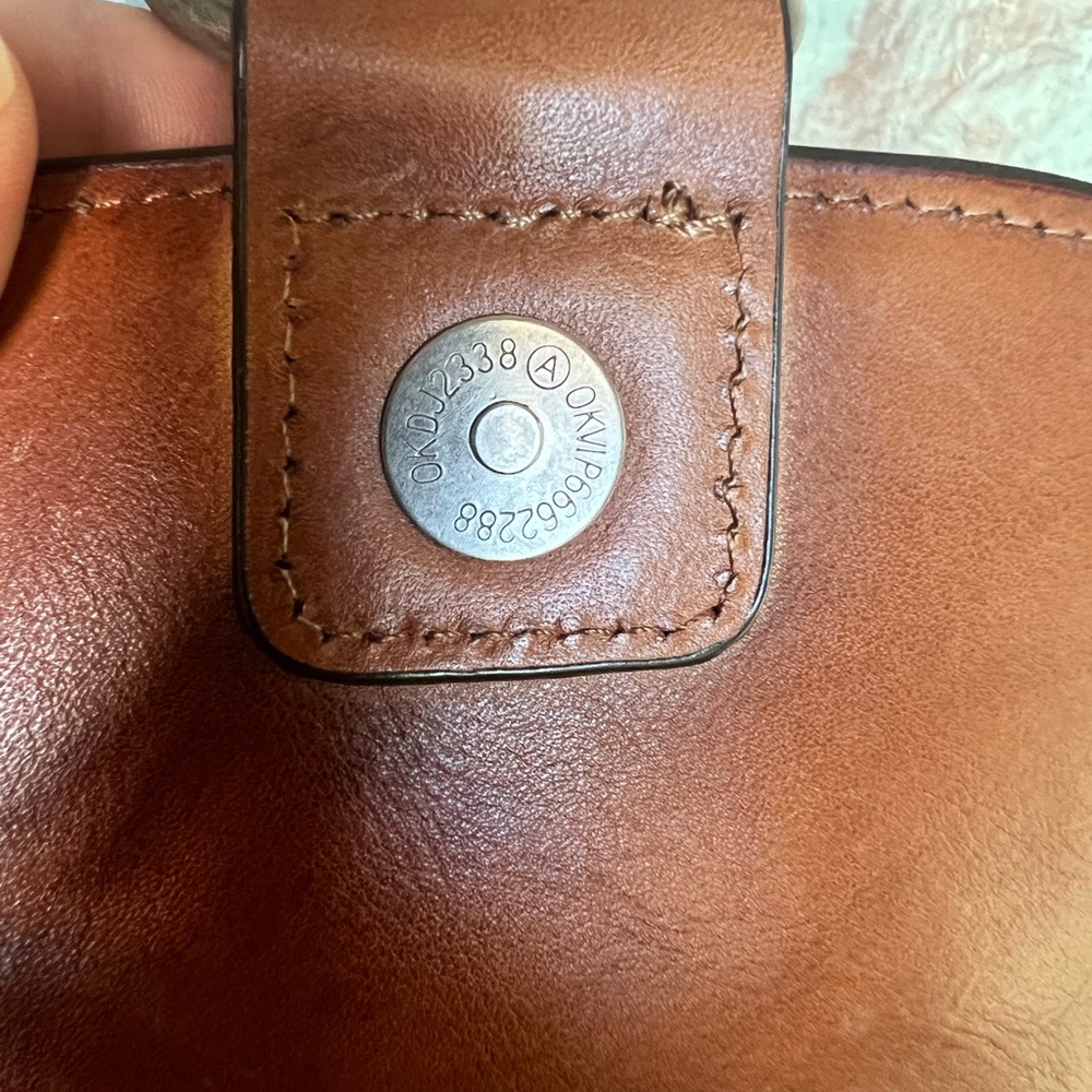 Women's Vintage Leather Backpack, New Buckle School Bag. - Picture 12 of 13